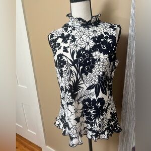 Cute Ann Taylor sleeveless top